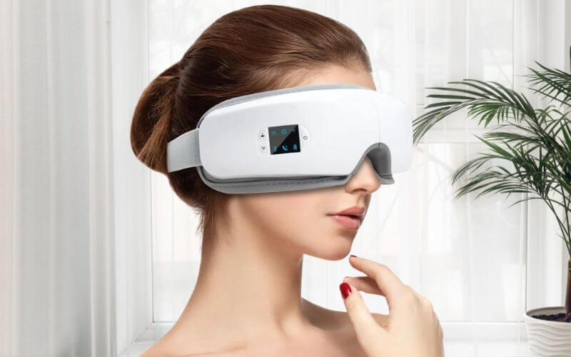 10 Incredible Benefits Of Eye Massagers
